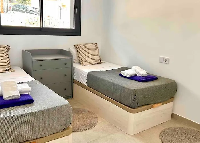 13 Iconic Vista Playa, Bloque 8 Appartamento *